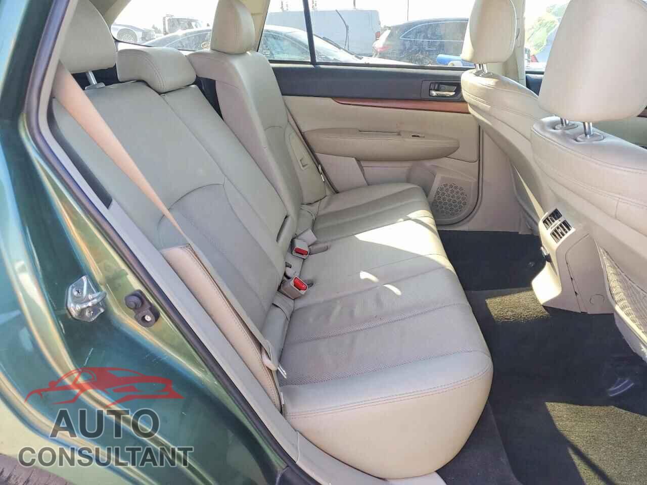SUBARU OUTBACK 2013 - 4S4BRBLC7D3228772