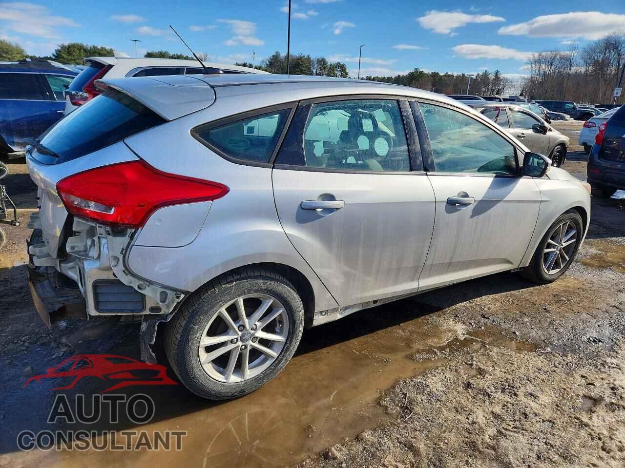 FORD FOCUS 2017 - 1FADP3K21HL248190
