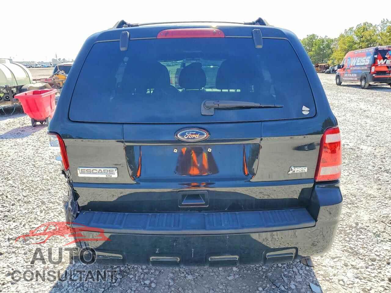 FORD ESCAPE 2011 - 1FMCU0DG4BKA21669