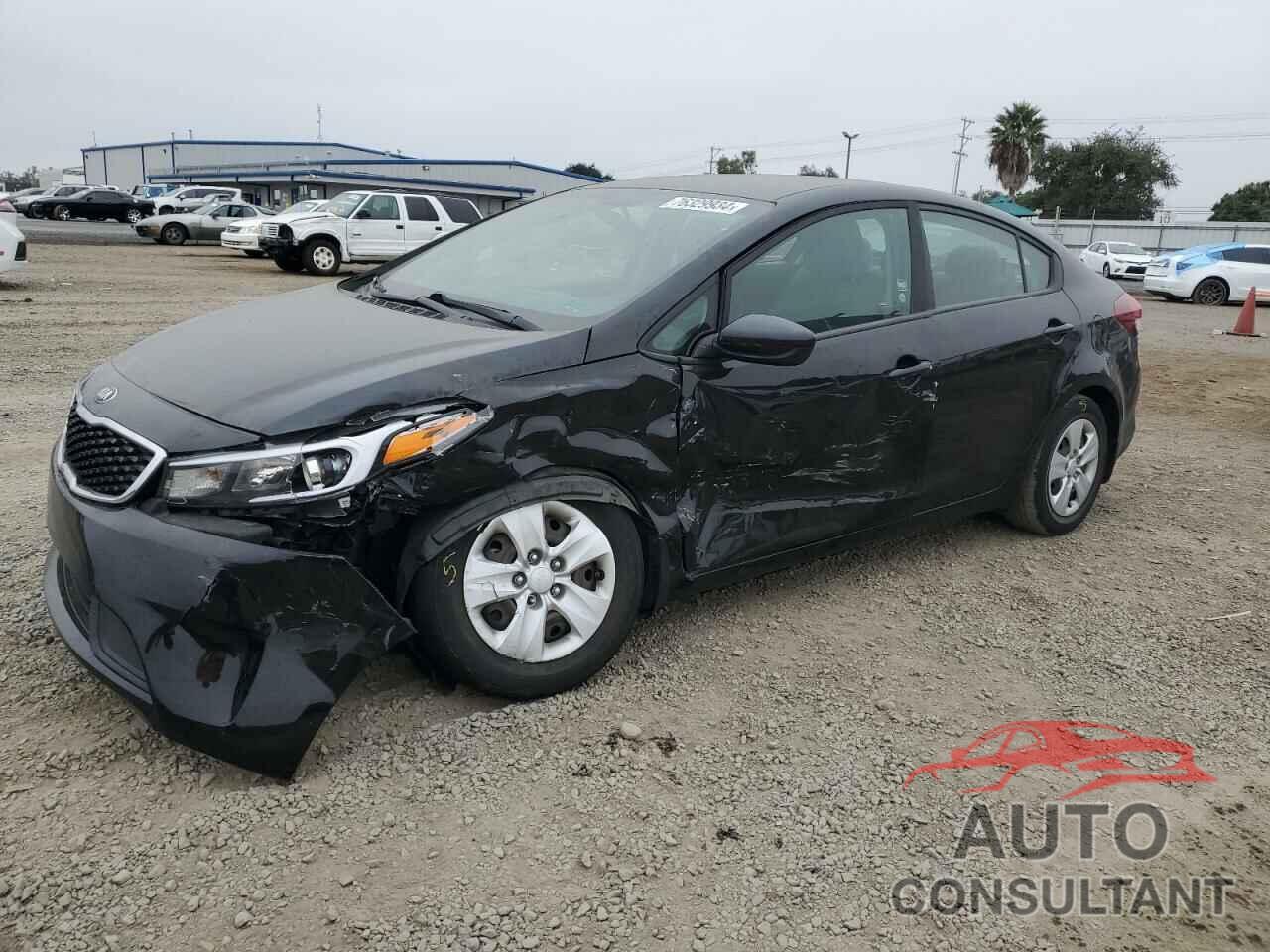 KIA FORTE 2018 - 3KPFK4A75JE270843