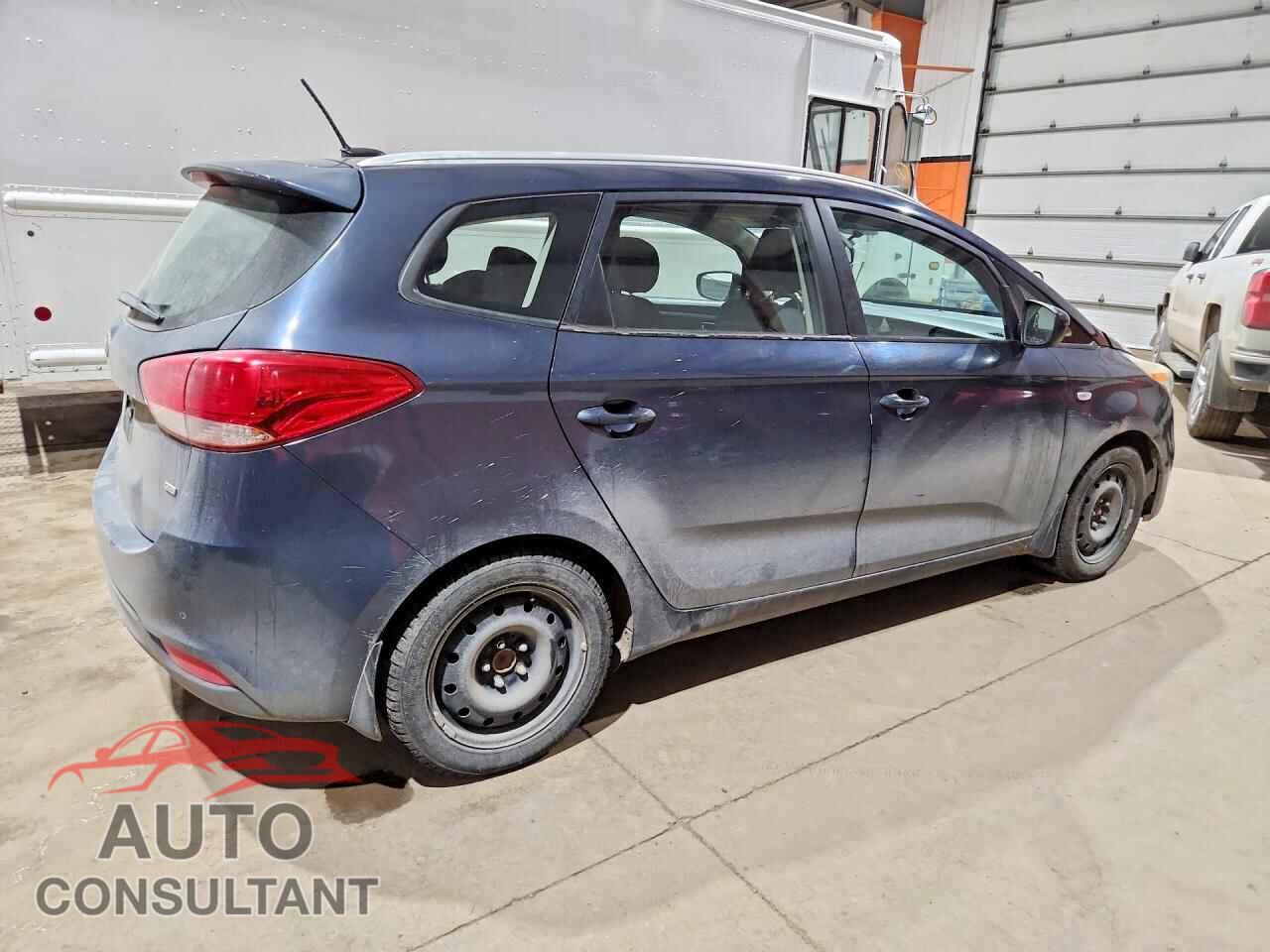KIA RONDO 2014 - KNAHT8A3XE7043967