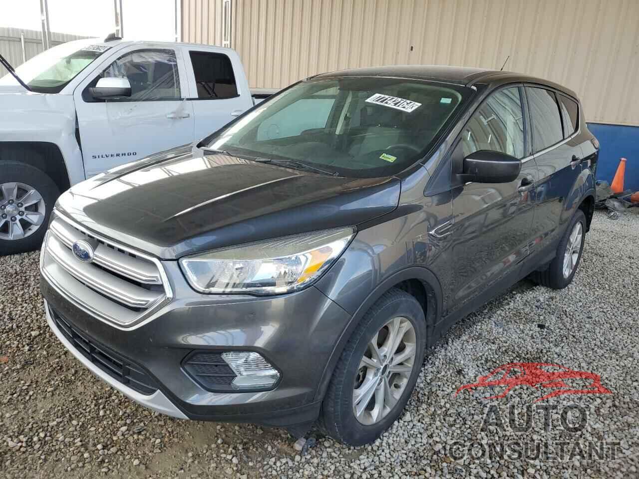 FORD ESCAPE 2017 - 1FMCU9GD5HUB40995