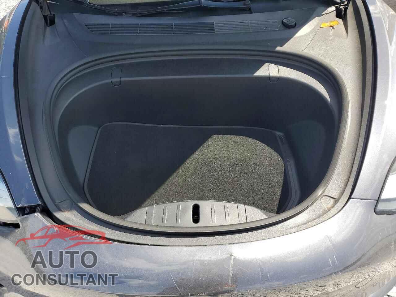 TESLA MODEL 3 2019 - 5YJ3E1EA3KF331245