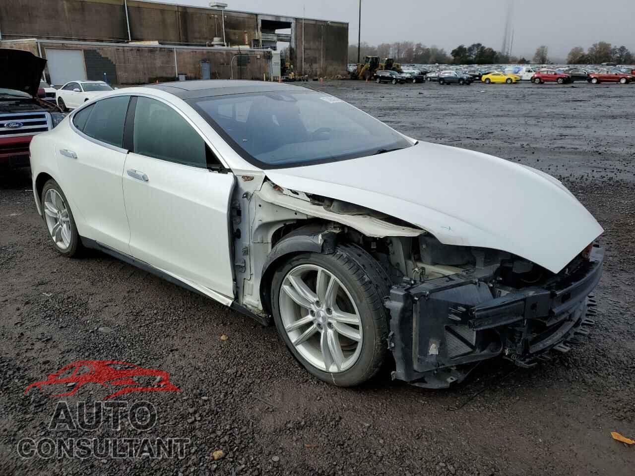 TESLA MODEL S 2015 - 5YJSA1H25FF093979
