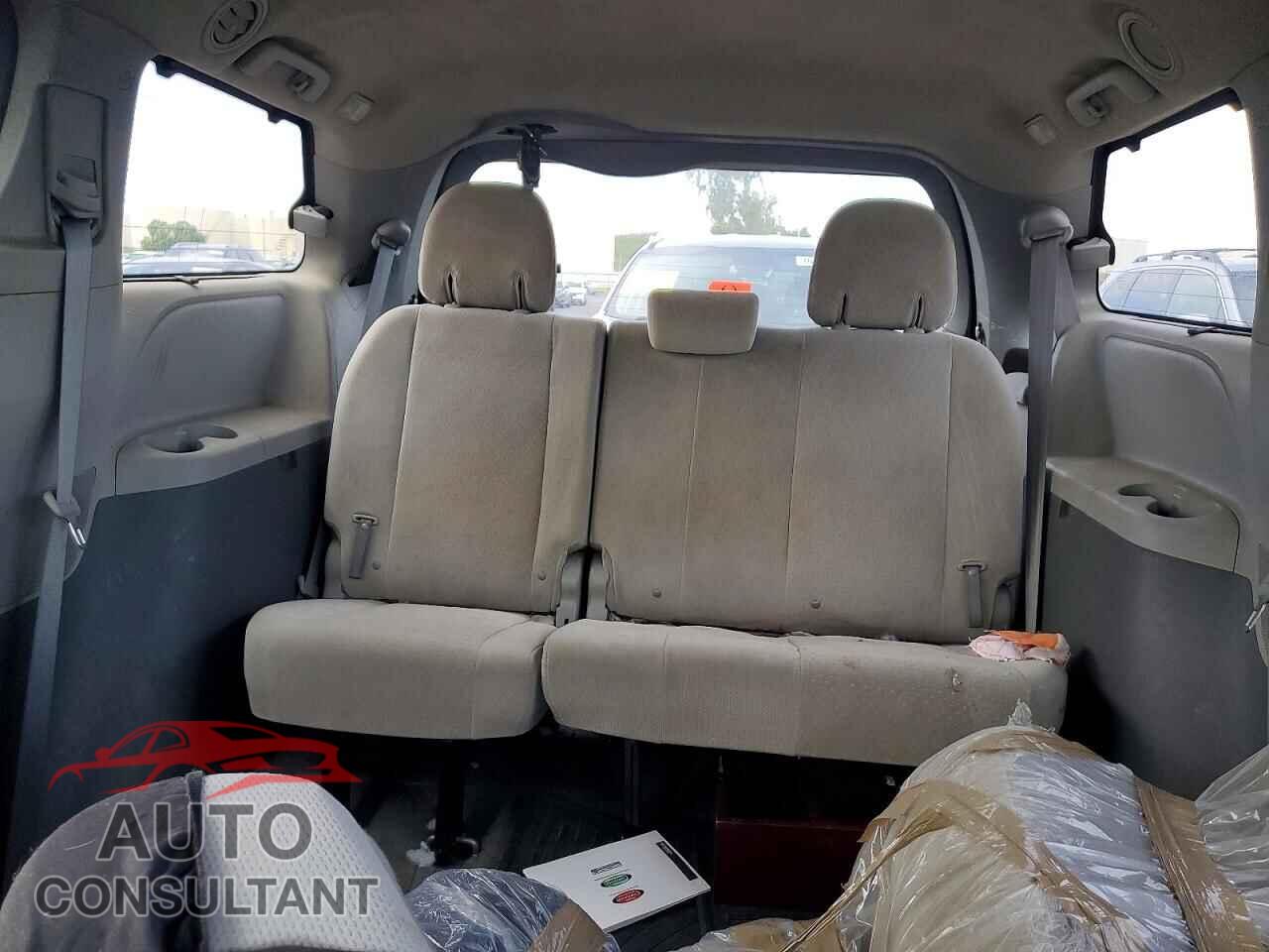 TOYOTA All Models 2015 - 5TDKK3DC3FS642002