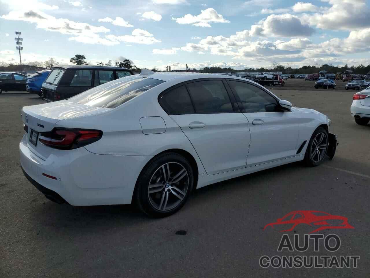 BMW 5 SERIES 2022 - WBA13BJ09NWX46017