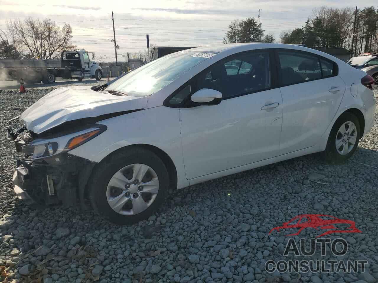 KIA FORTE 2018 - 3KPFK4A77JE222244