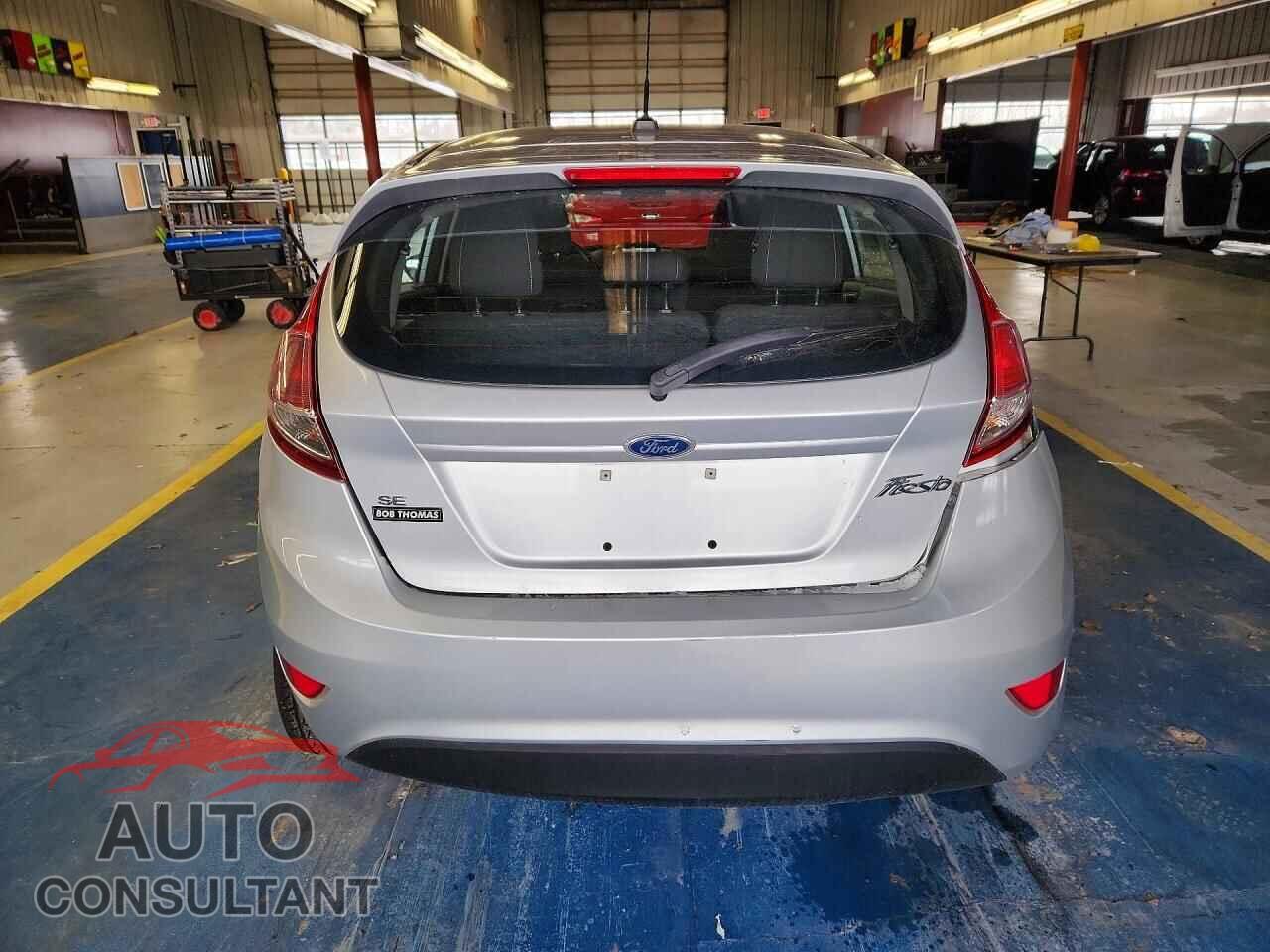 FORD FIESTA 2014 - 3FADP4EJ3EM176864