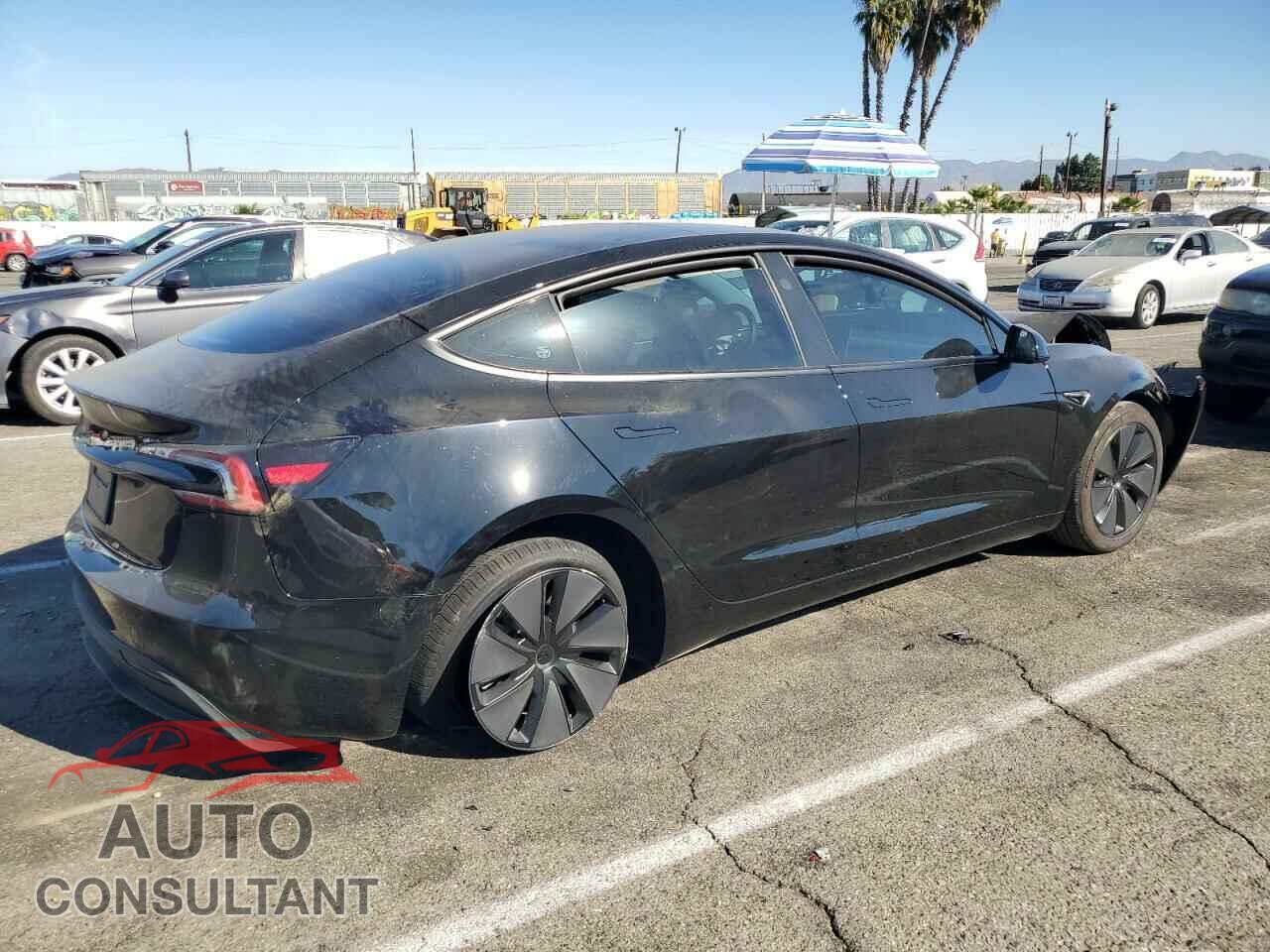 TESLA MODEL 3 2024 - 5YJ3E1EA7RF721565