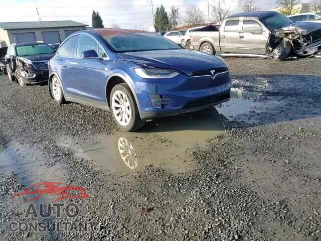TESLA MODEL X 2018 - 5YJXCBE21JF141190