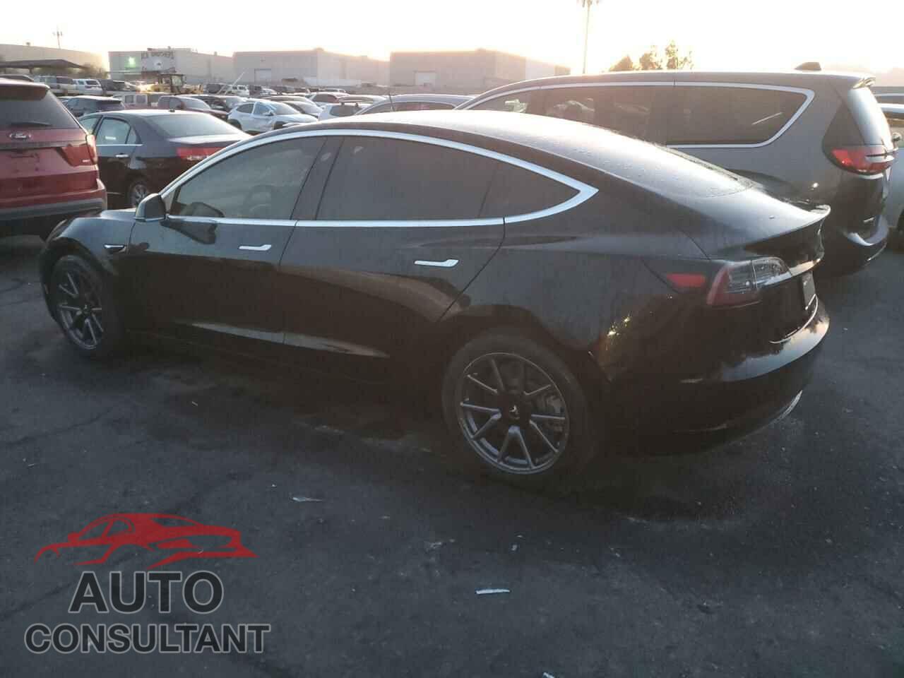 TESLA MODEL 3 2018 - 5YJ3E1EA8JF173080