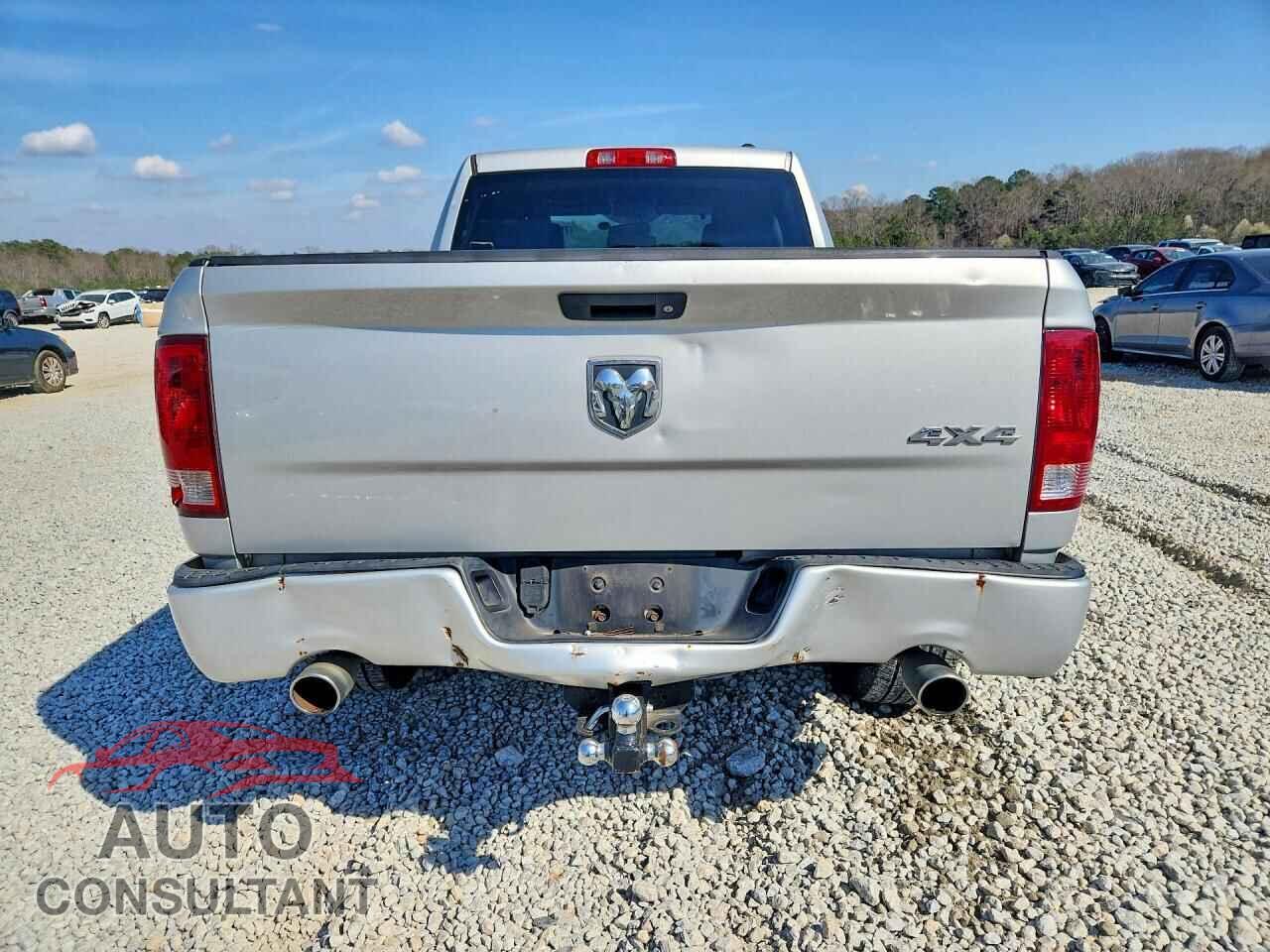 DODGE RAM 1500 2012 - 1C6RD7FT1CS227736