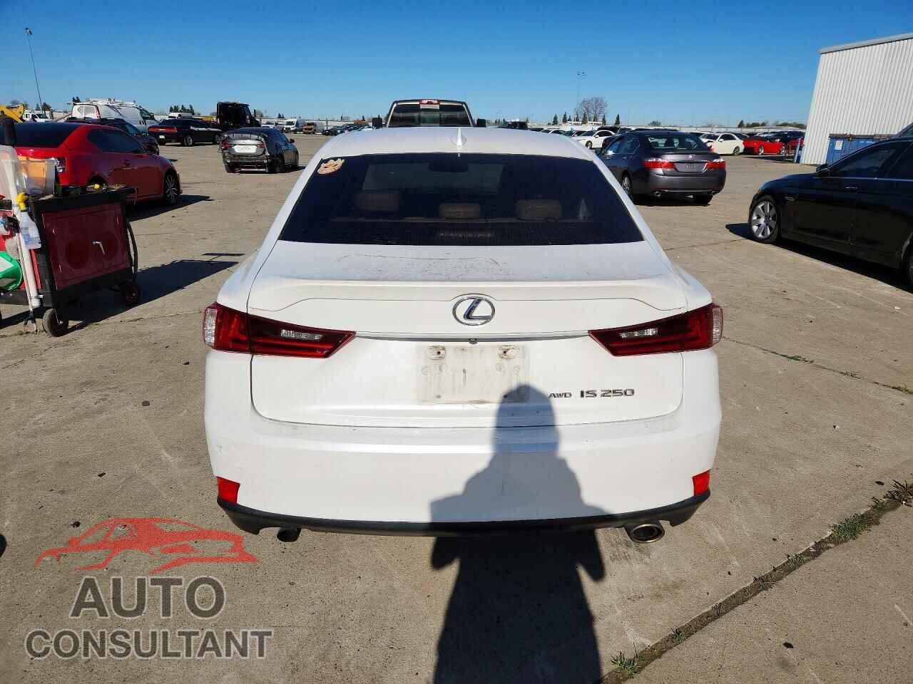 LEXUS IS 250 2015 - JTHCF1D26F5024892