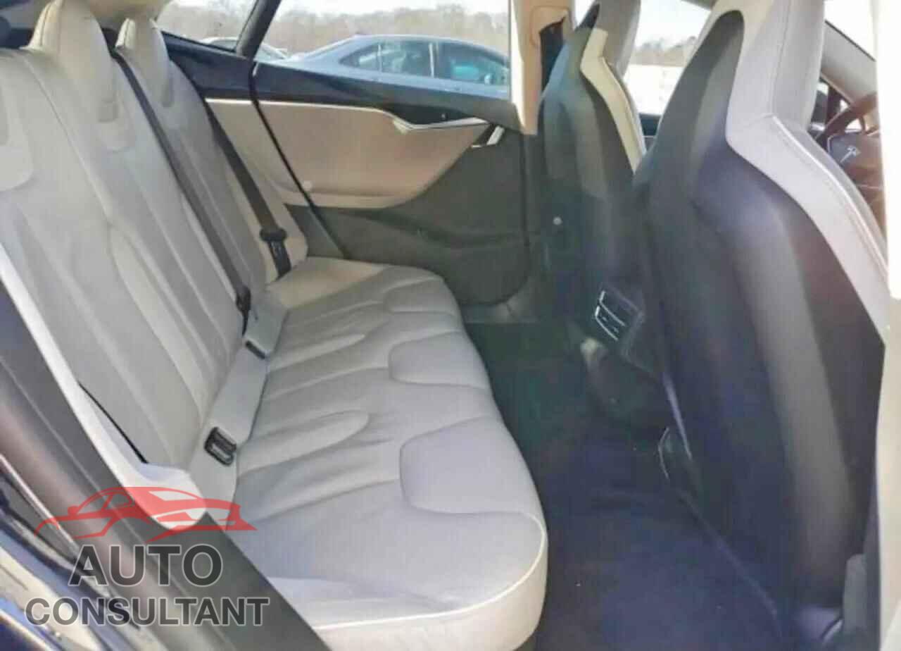 TESLA MODEL S 2013 - 5YJSA1CP9DFP26709