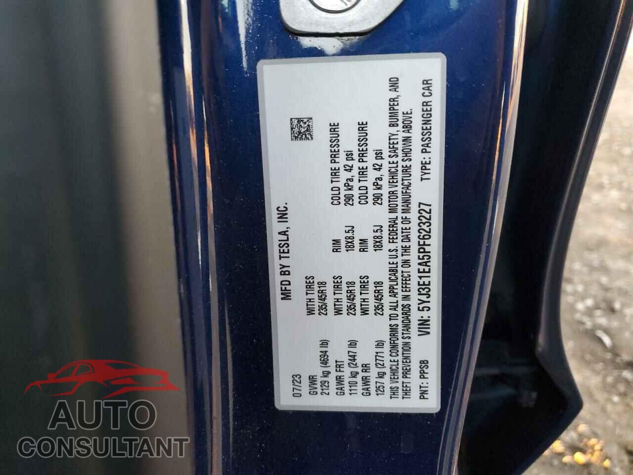 TESLA MODEL 3 2023 - 5YJ3E1EA5PF623227