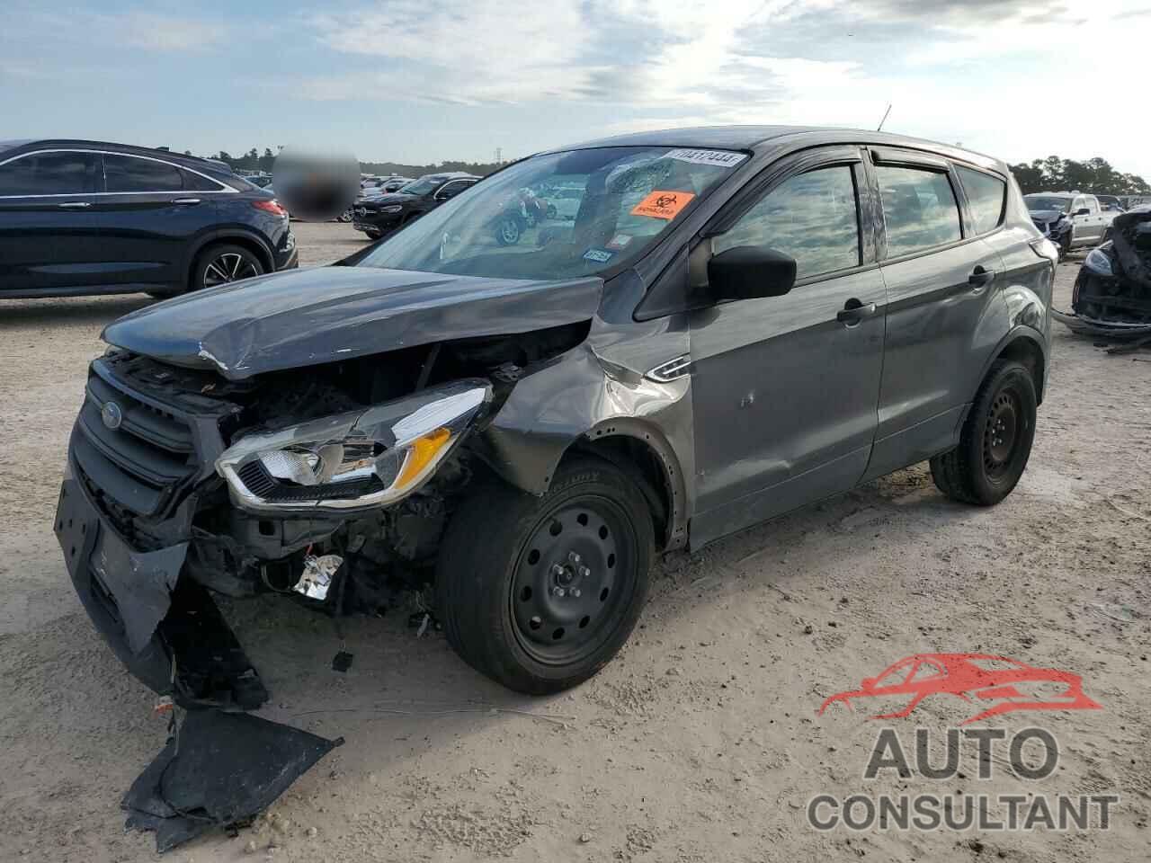 FORD ESCAPE 2017 - 1FMCU0F79HUC38306