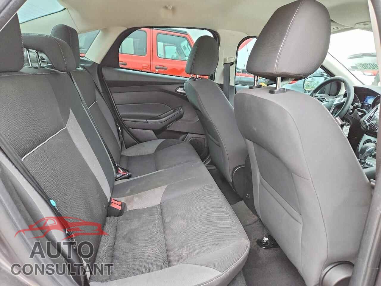 FORD FOCUS 2014 - 1FADP3F28EL320766