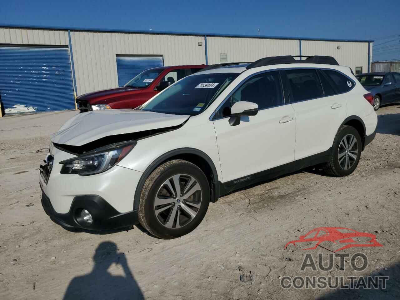 SUBARU OUTBACK 2018 - 4S4BSENC2J3278719