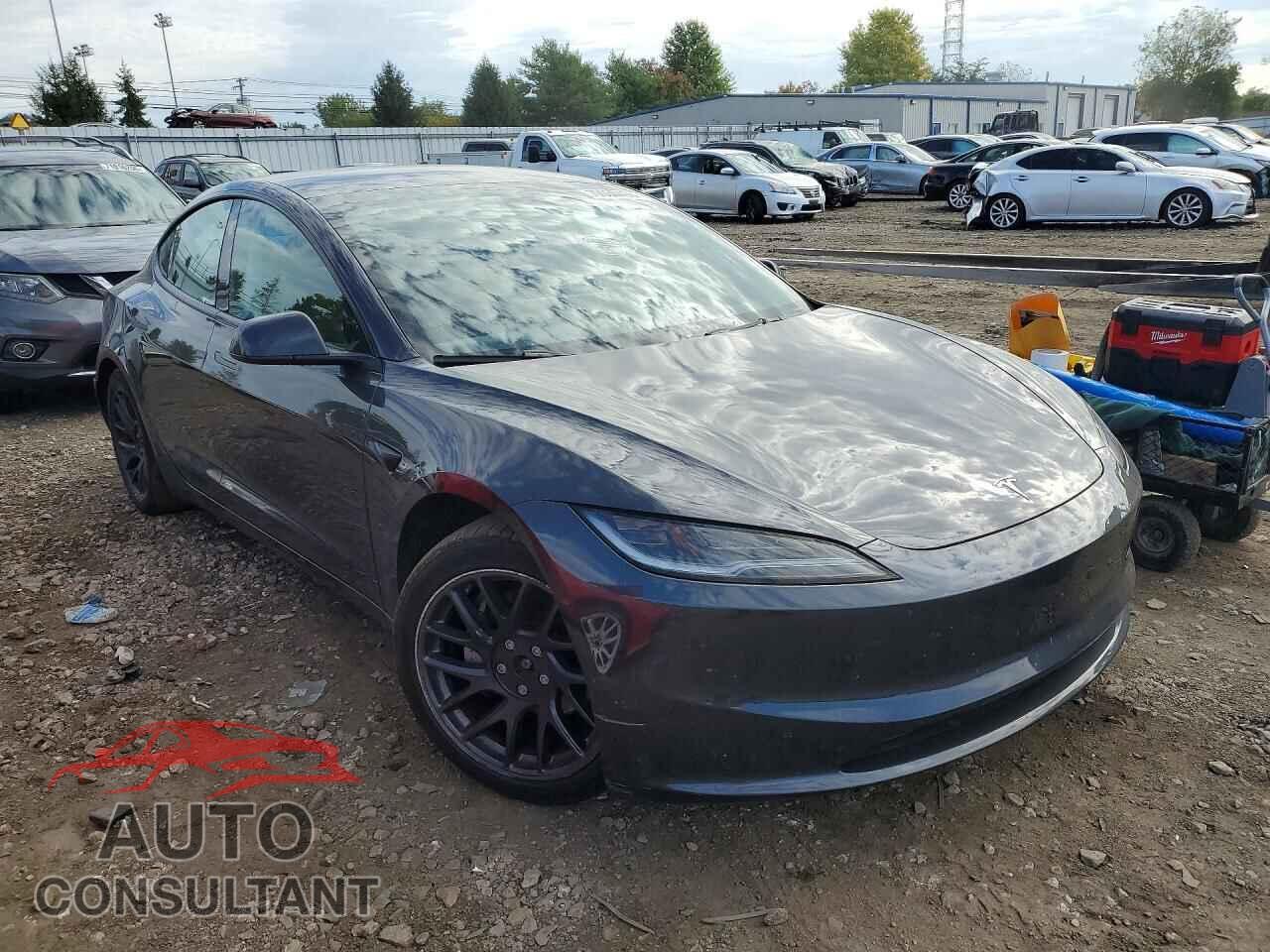 TESLA MODEL 3 2024 - 5YJ3E1EBXRF788444