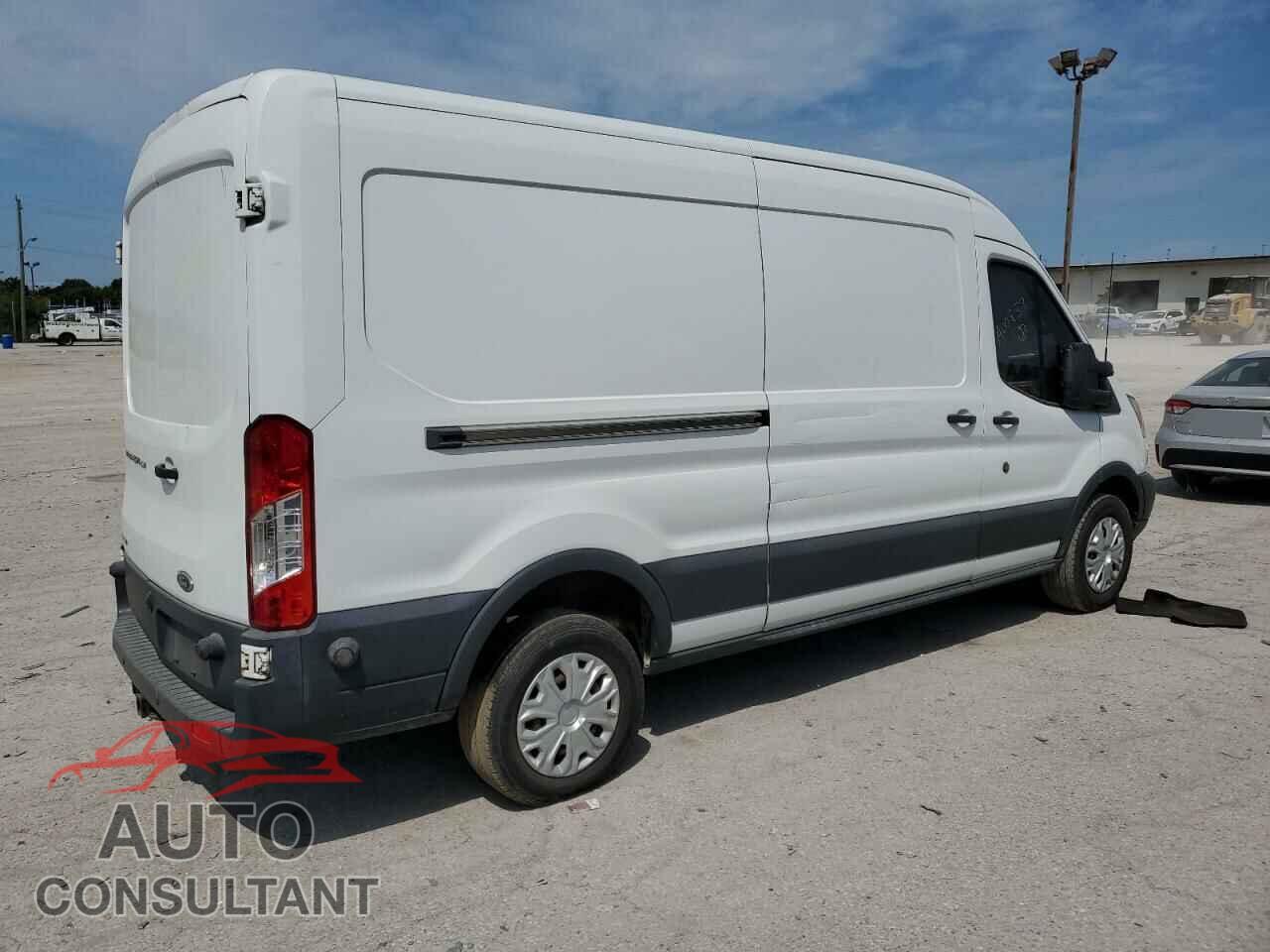 FORD TRANSIT 2016 - 1FTYR2CG7GKA00833