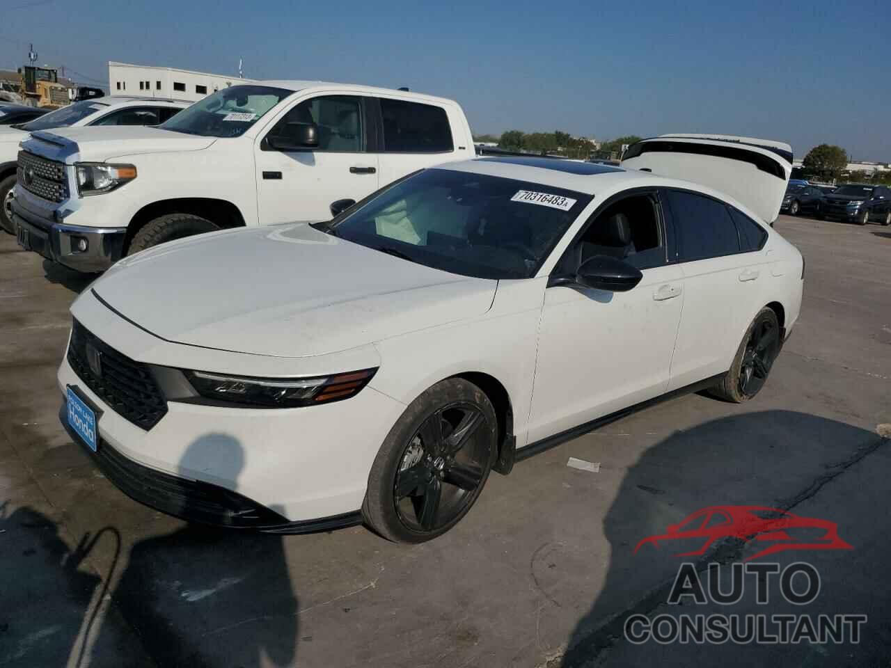 HONDA ACCORD 2023 - 1HGCY2F70PA016176