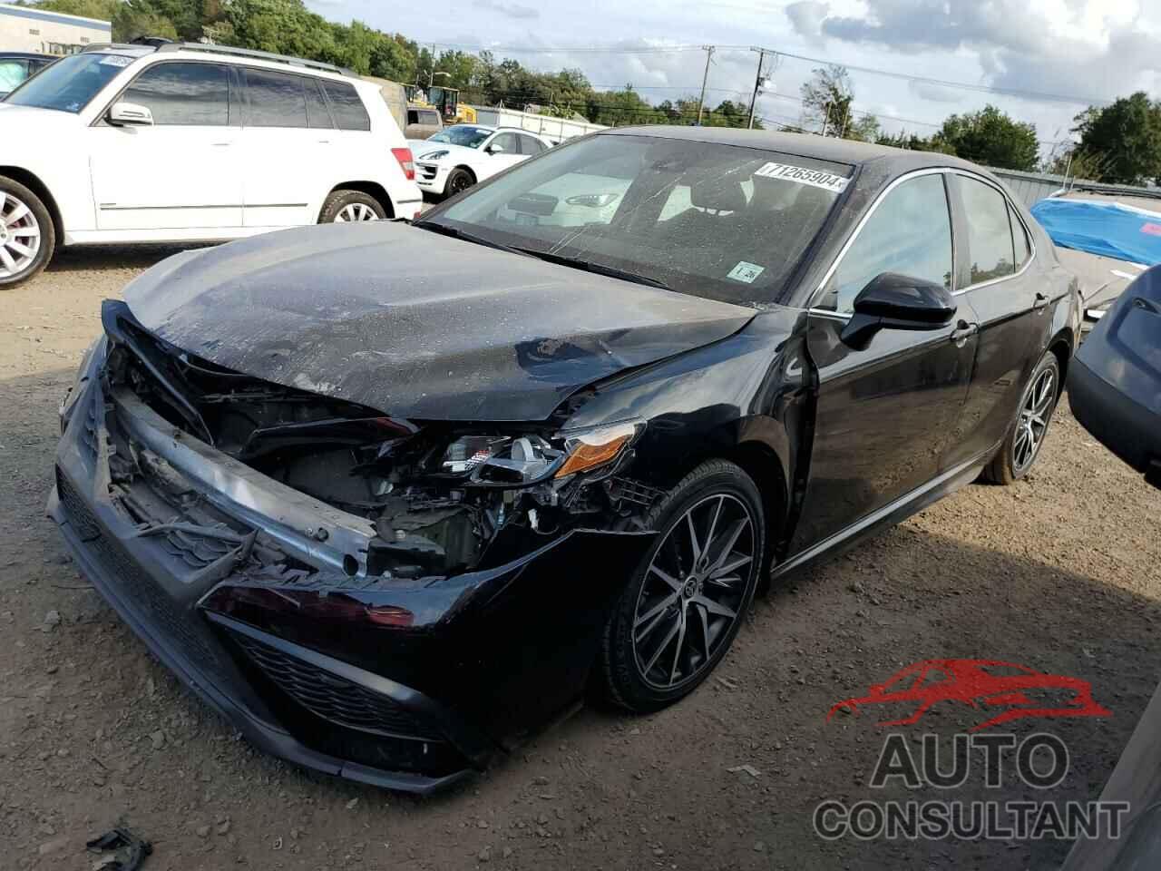 TOYOTA CAMRY 2021 - 4T1G11AK4MU429816