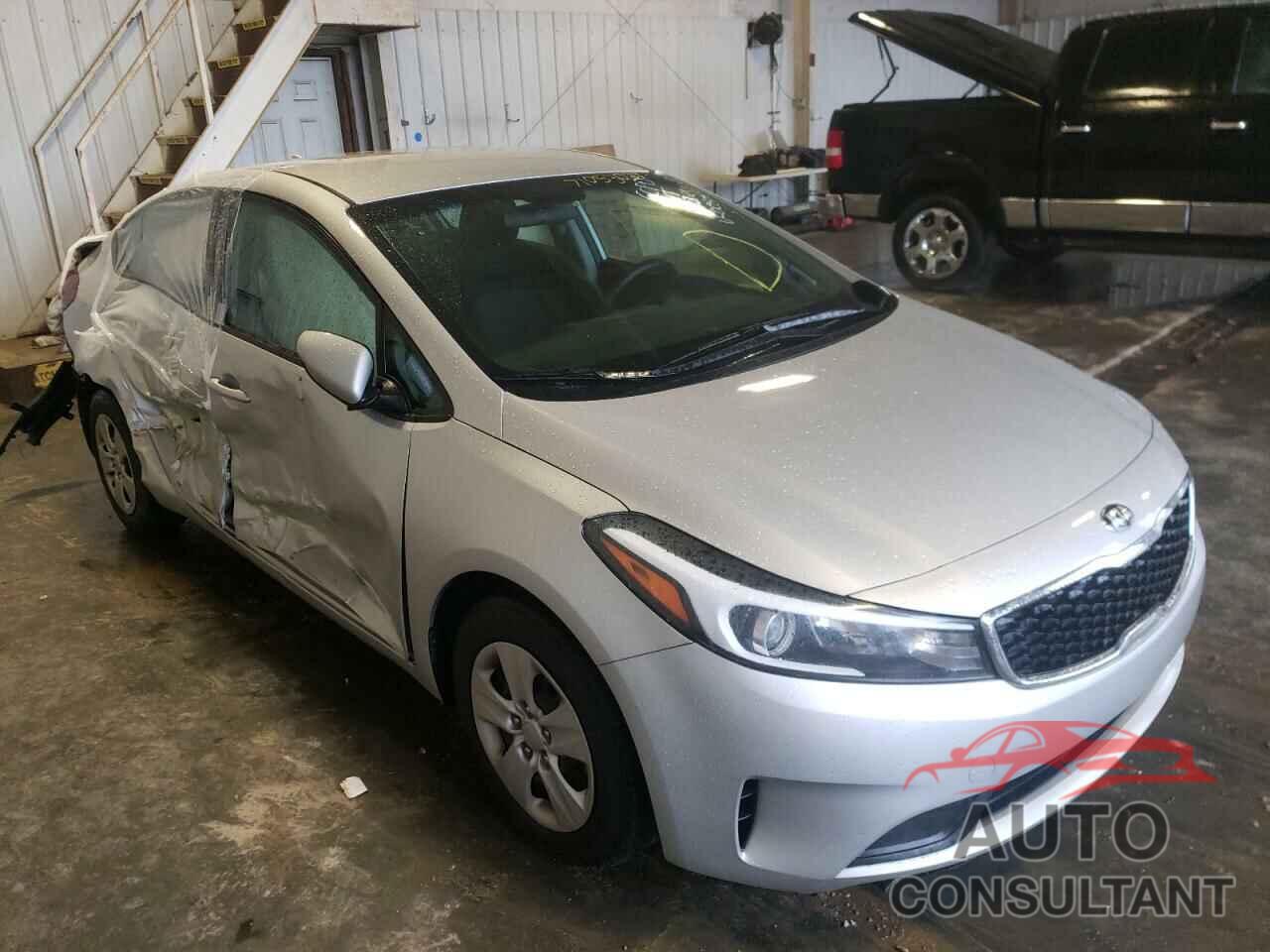 KIA FORTE 2017 - 3KPFK4A76HE060049