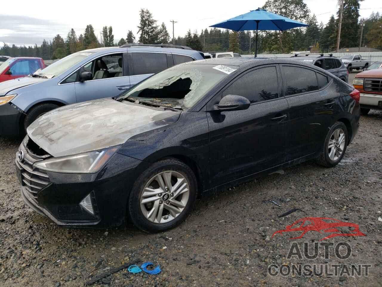 HYUNDAI ELANTRA 2019 - 5NPD84LF2KH496183