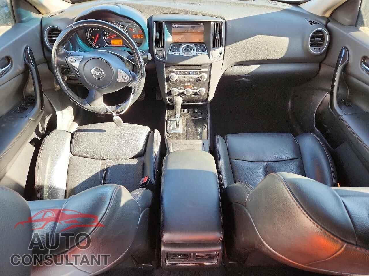 NISSAN MAXIMA 2010 - 1N4AA5AP3AC830567