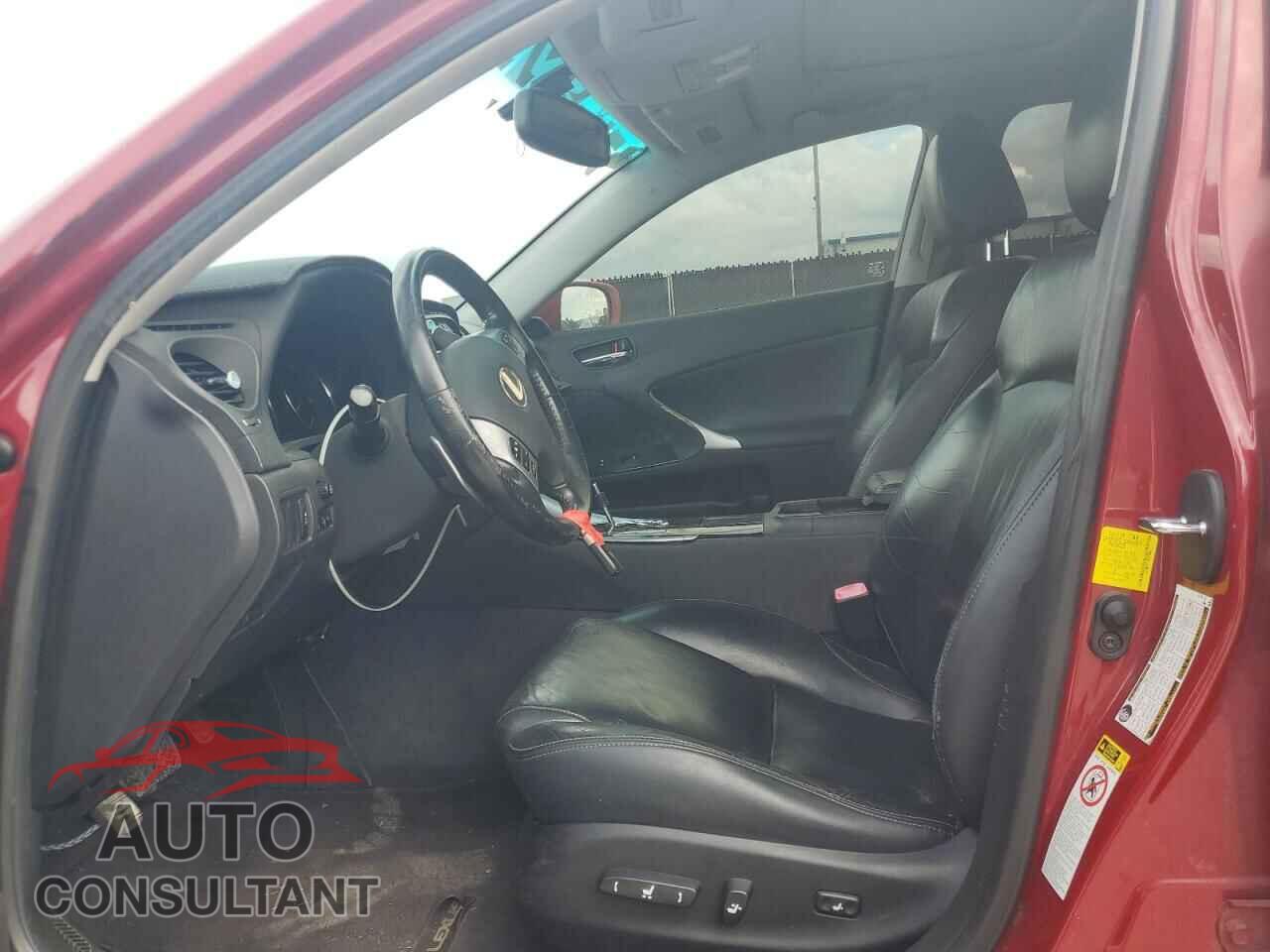 LEXUS IS 2013 - JTHBF5C26D5190041
