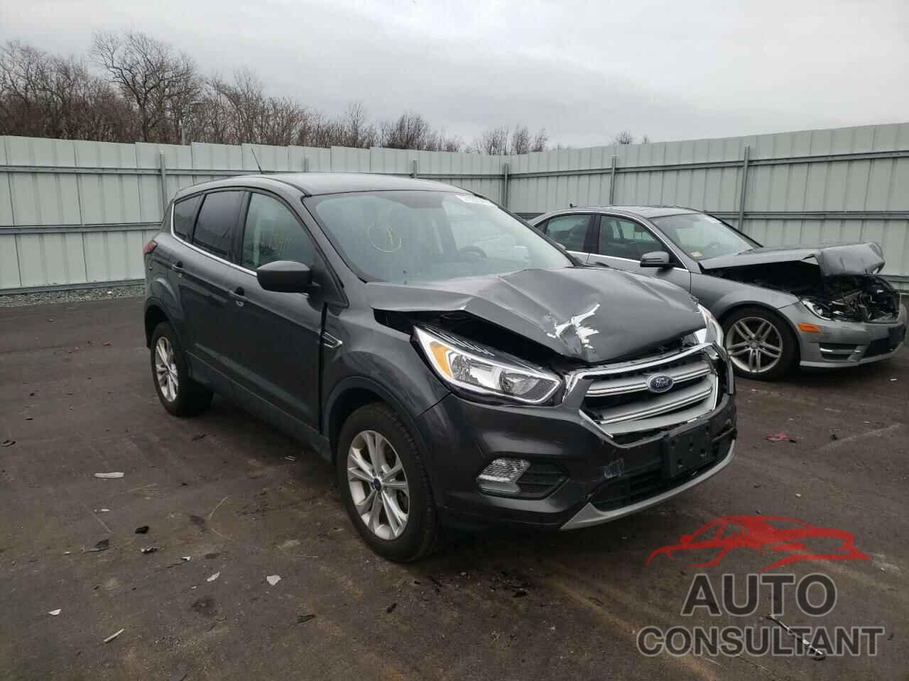 FORD ESCAPE 2019 - 1FMCU9GD1KUB41603