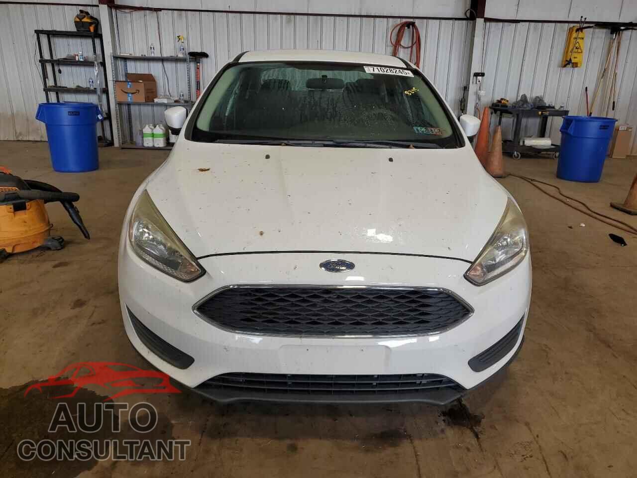 FORD FOCUS 2016 - 1FADP3F25GL342579