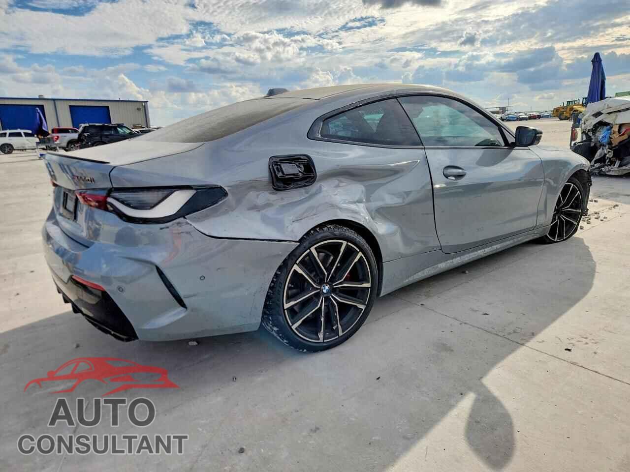 BMW M4 2024 - WBA13AR06RCN98799