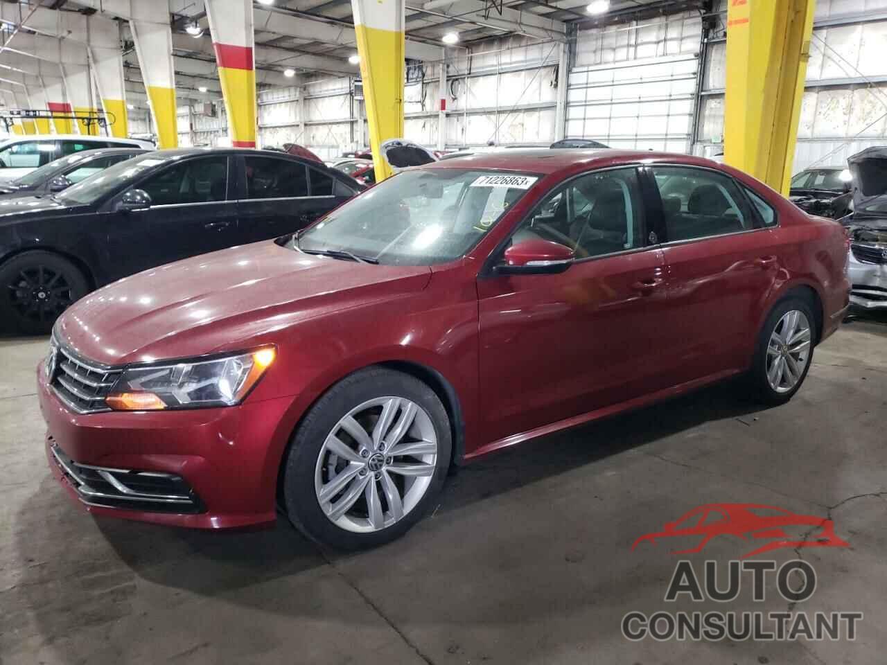 VOLKSWAGEN PASSAT 2019 - 1VWLA7A37KC014469