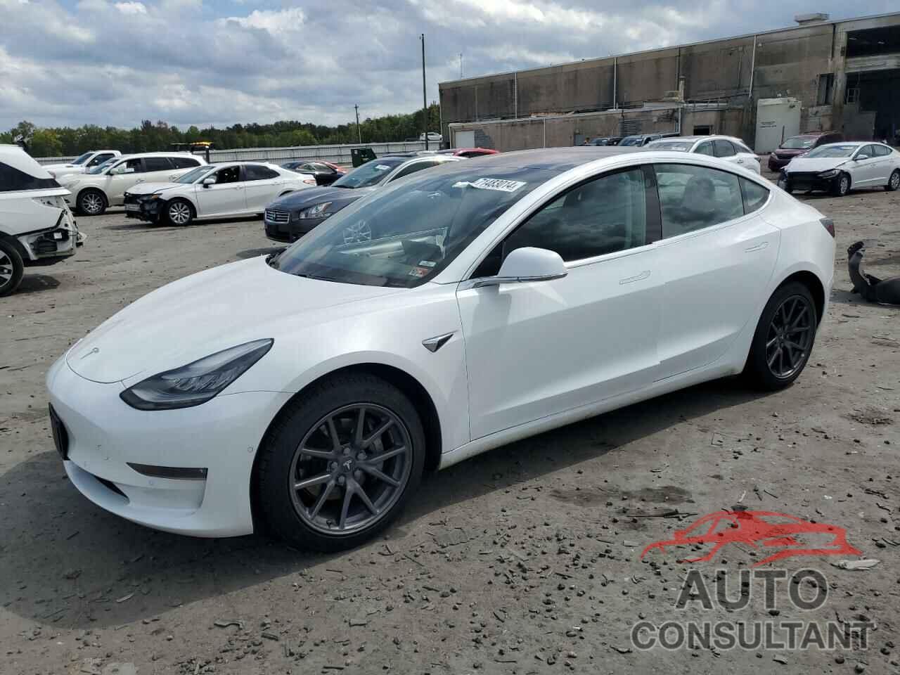 TESLA MODEL 3 2018 - 5YJ3E1EA8JF076218