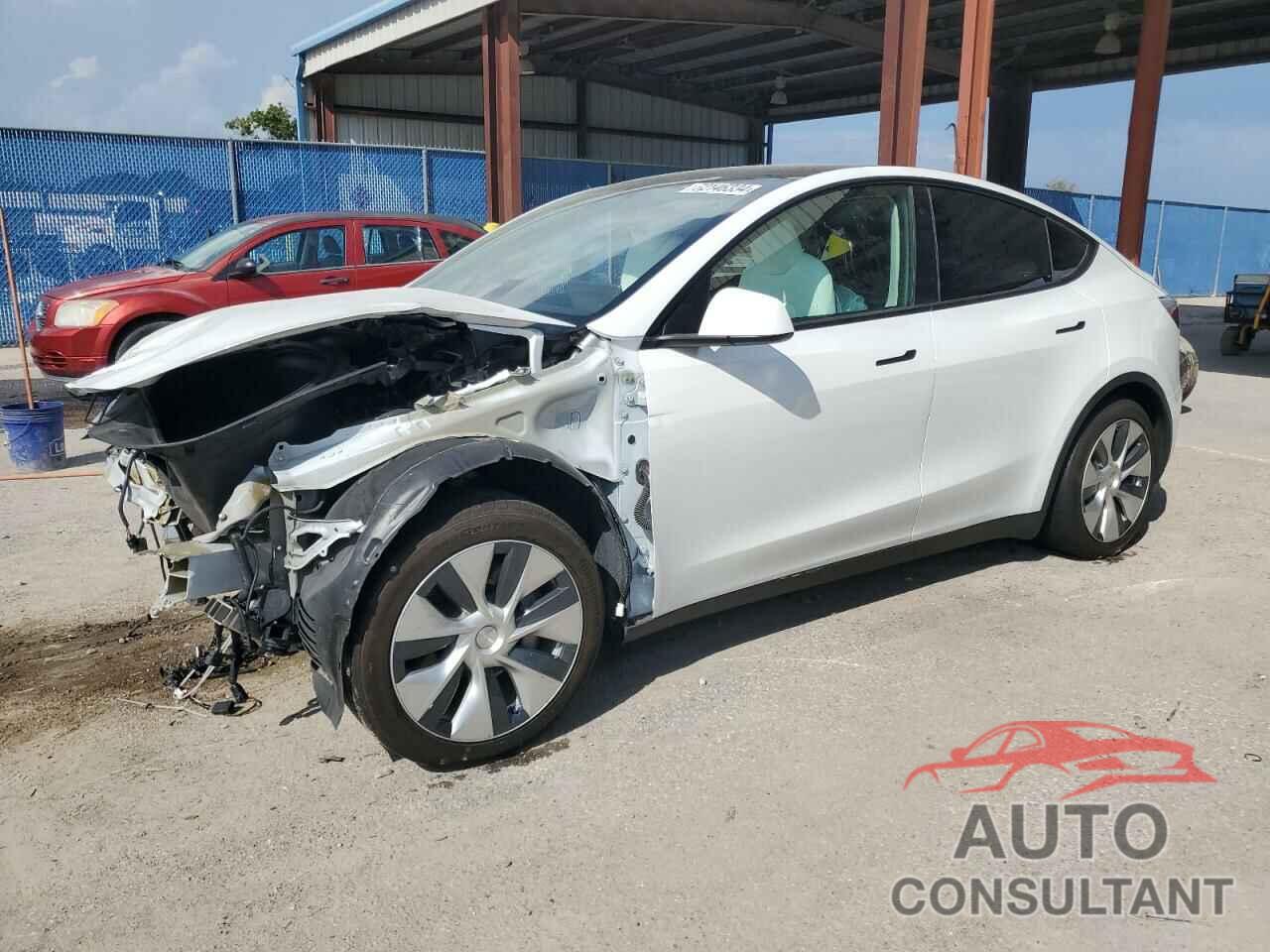 TESLA MODEL Y 2021 - 5YJYGAEE3MF144951