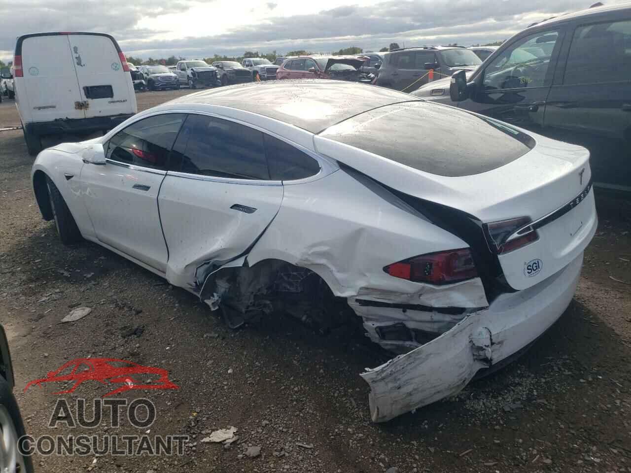 TESLA MODEL S 2020 - 5YJSA1E22LF356039