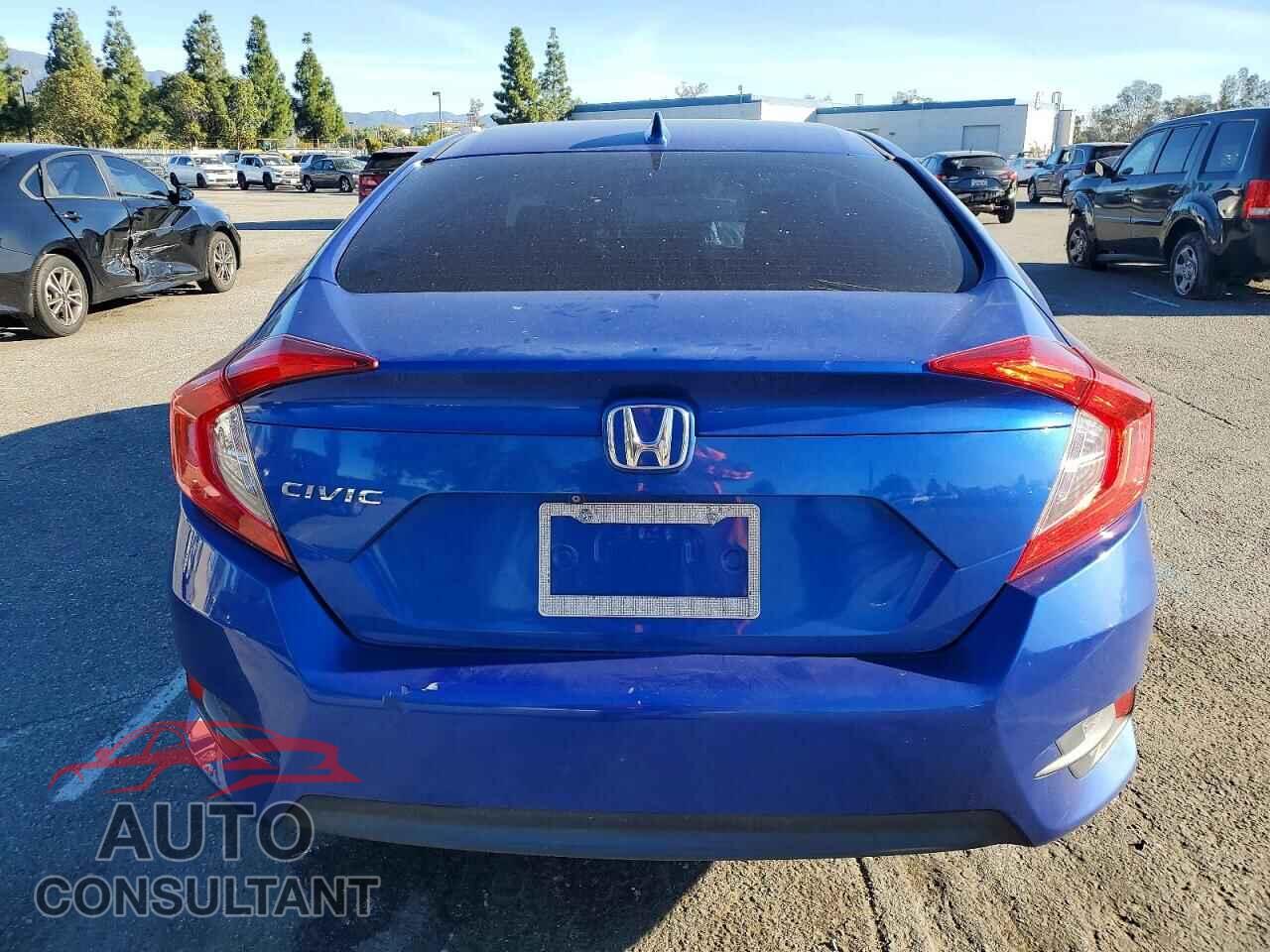 HONDA CIVIC 2018 - 2HGFC2F71JH535404
