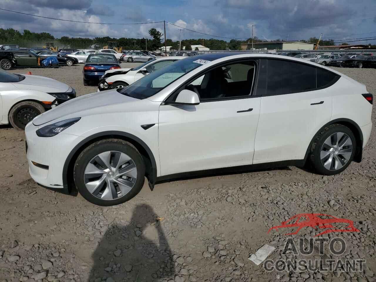 TESLA MODEL Y 2023 - 7SAYGDEE4PA101726