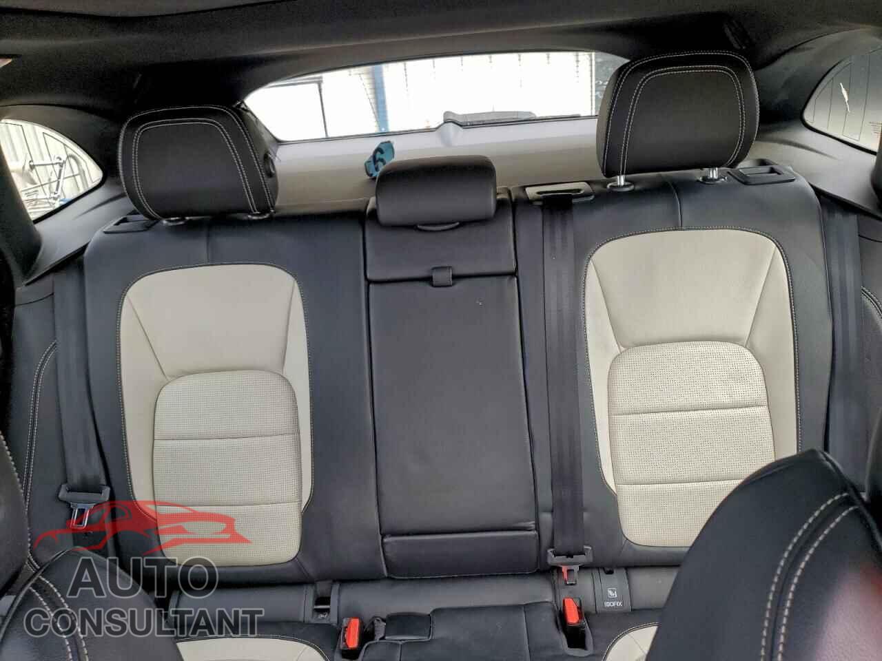 JAGUAR F-PACE 2017 - SADCL2BV7HA063499