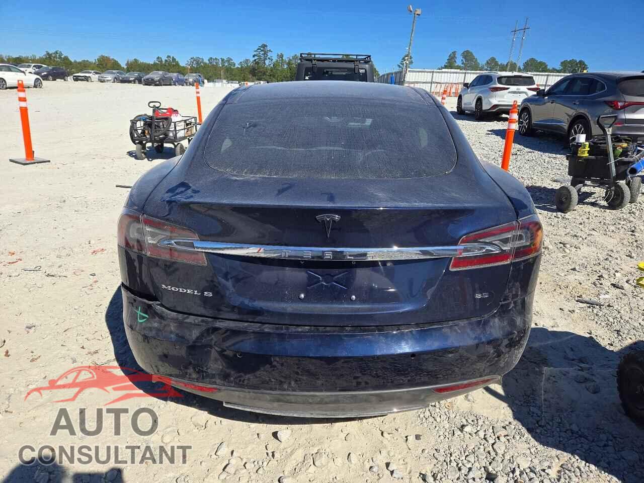 TESLA MODEL S 2014 - 5YJSA1H10EFP55635