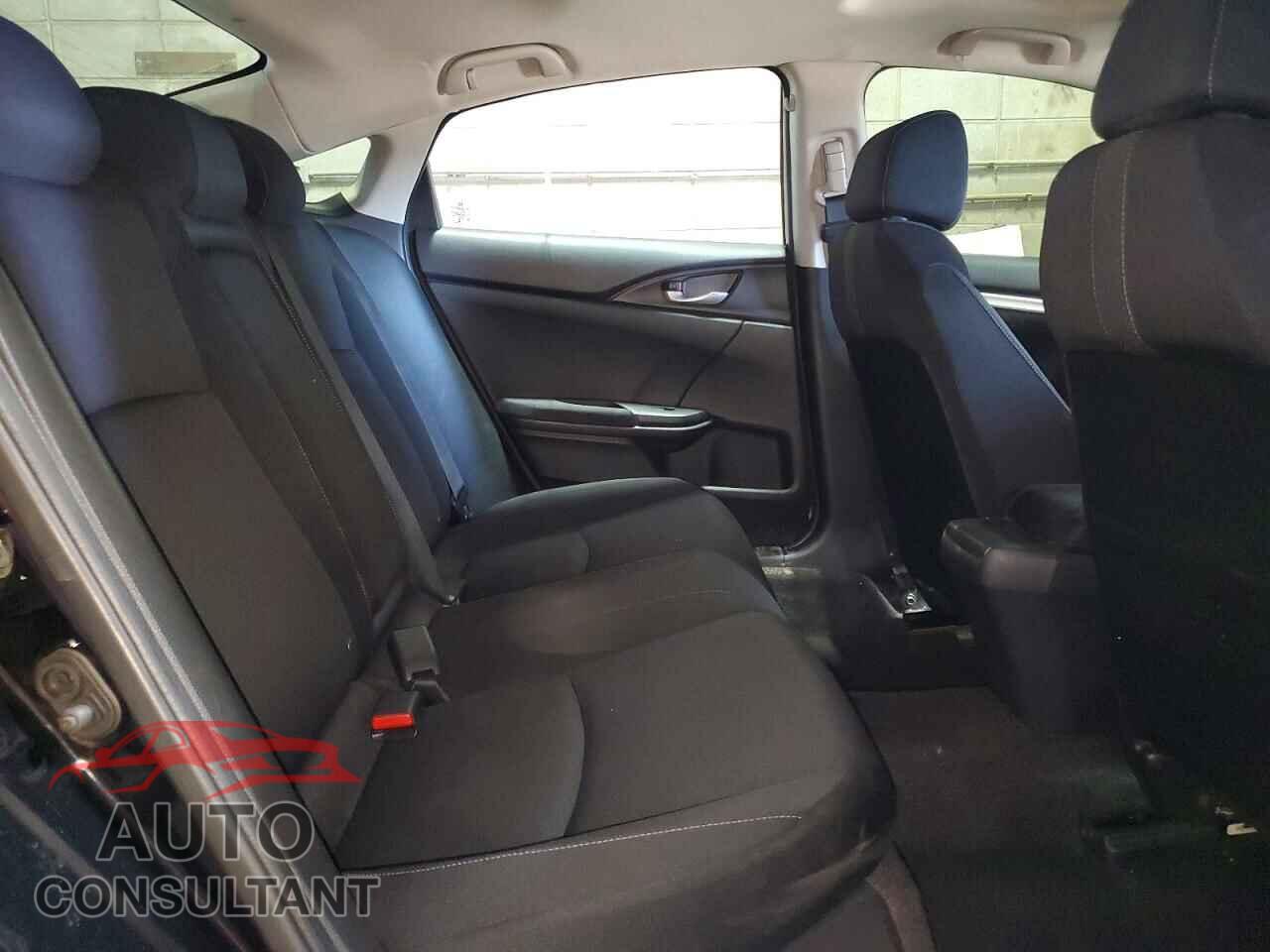 HONDA CIVIC 2017 - 19XFC2F74HE031837