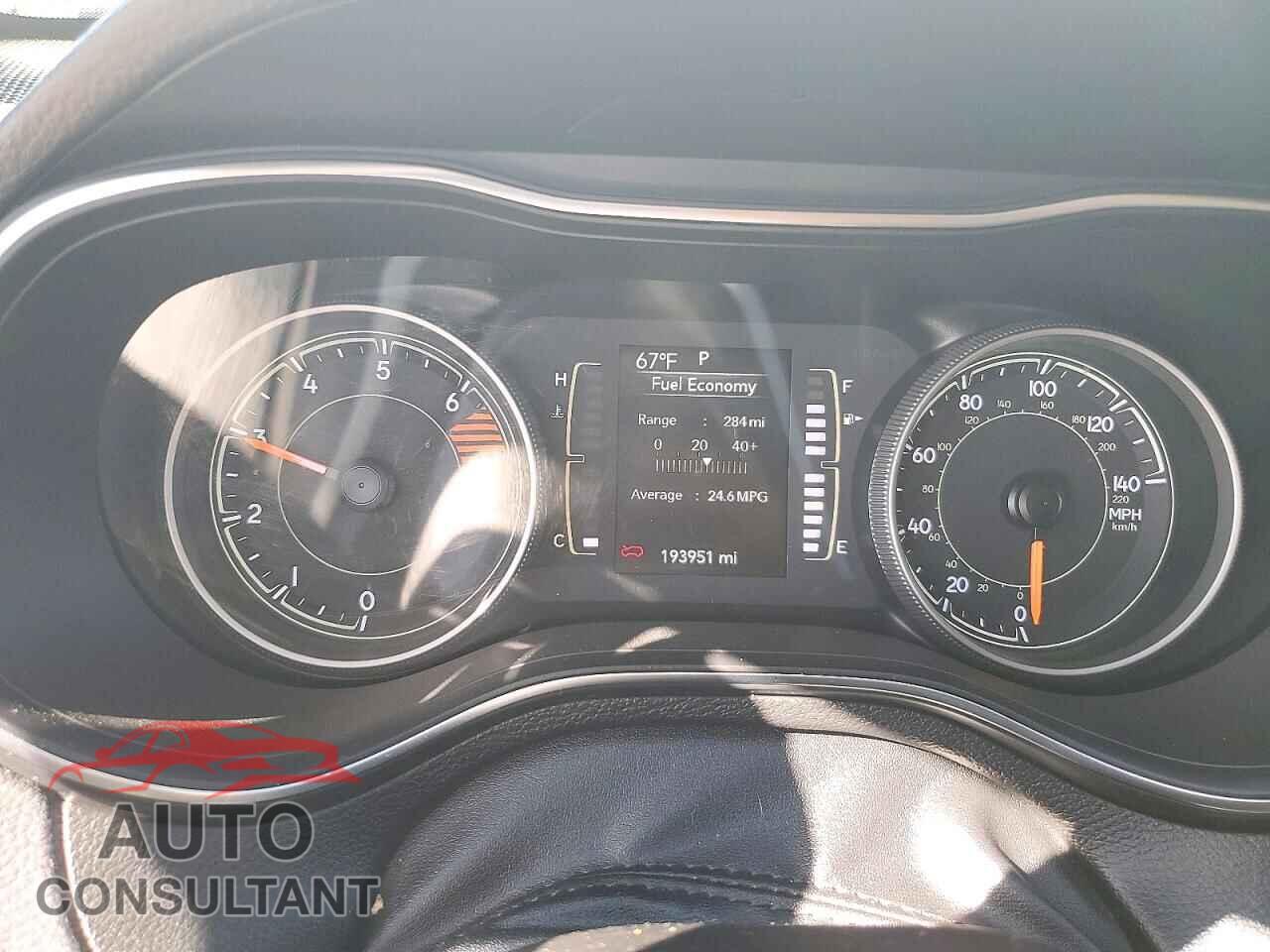 JEEP CHEROKEE 2019 - 1C4PJLCB6KD164567