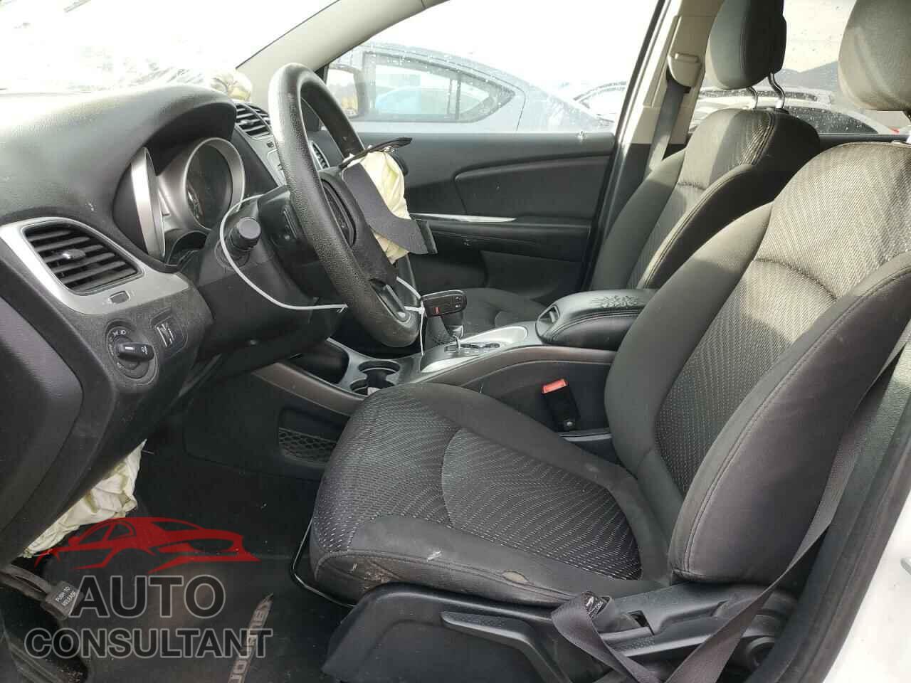 DODGE JOURNEY 2017 - 3C4PDCBG4HT589339