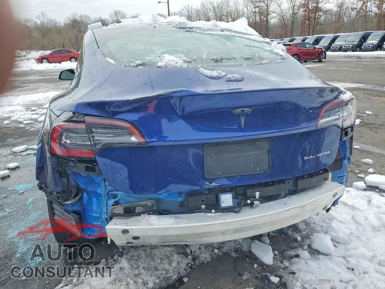 TESLA MODEL 3 2022 - 5YJ3E1EB3NF241333