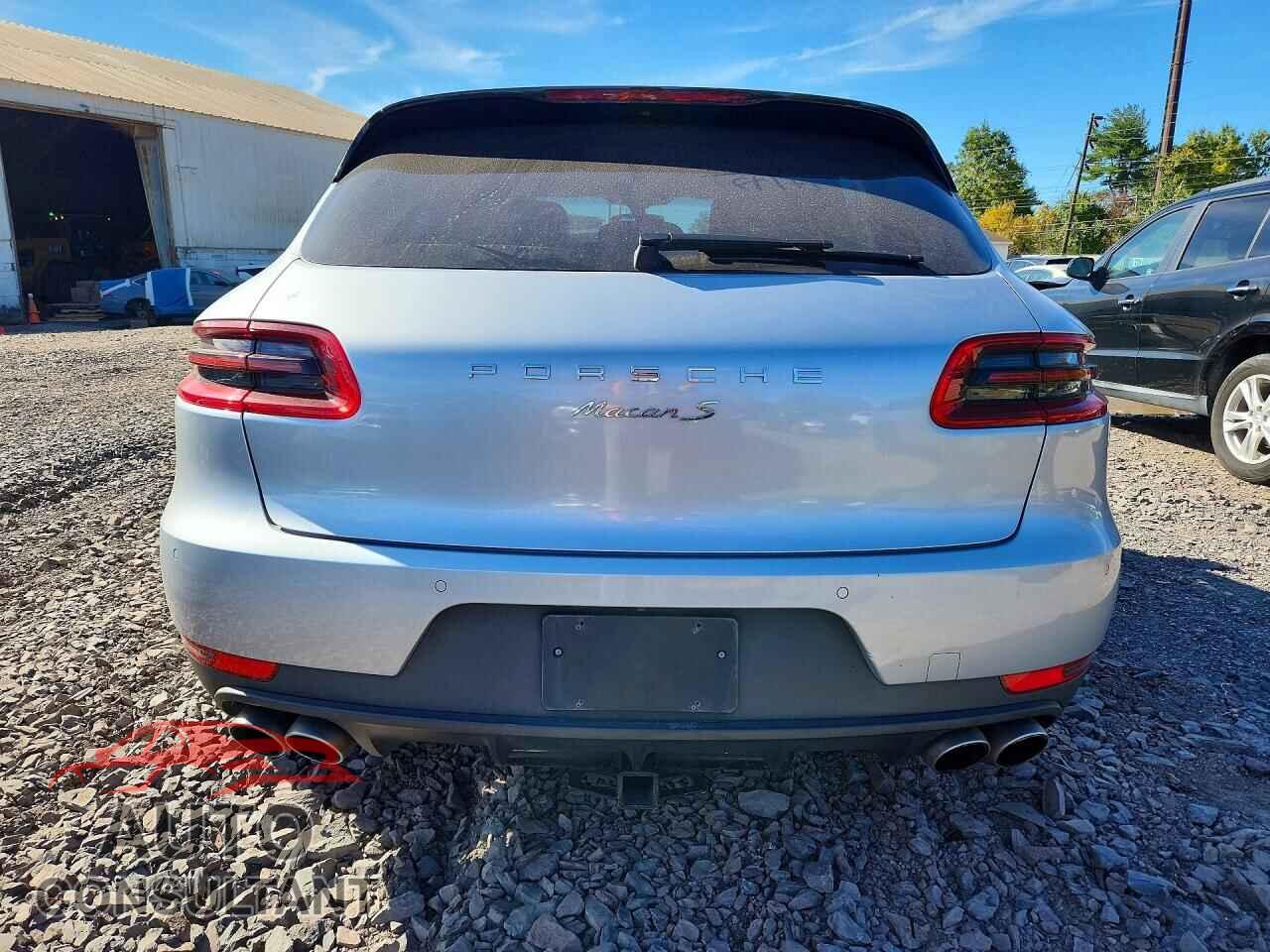 PORSCHE MACAN 2015 - WP1AB2A58FLB59696