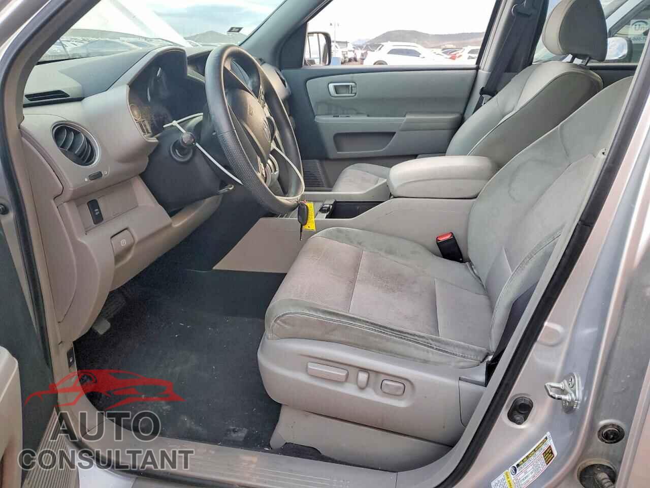 HONDA PILOT 2009 - 5FNYF48449B048809