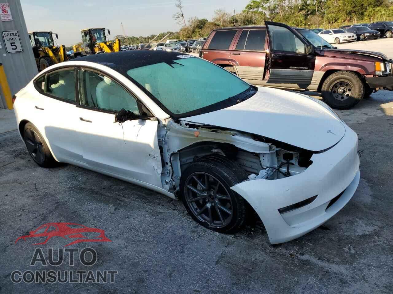 TESLA MODEL 3 2021 - 5YJ3E1EB0MF026491