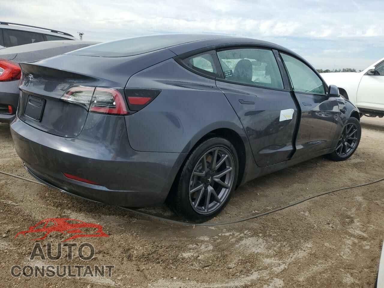TESLA MODEL 3 2022 - 5YJ3E1EA1NF187621
