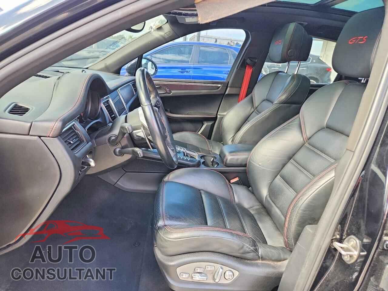 PORSCHE MACAN 2017 - WP1AG2A58HLB56737